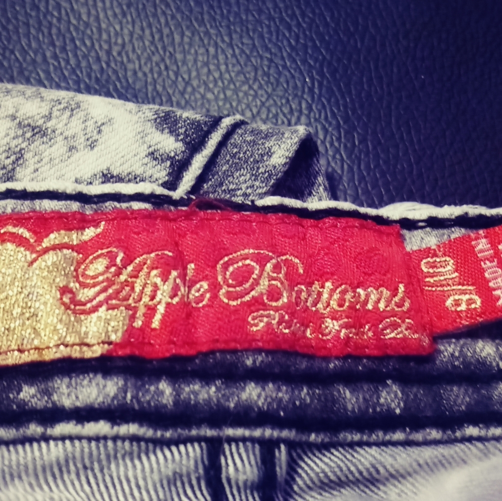 Apple bottom jeans